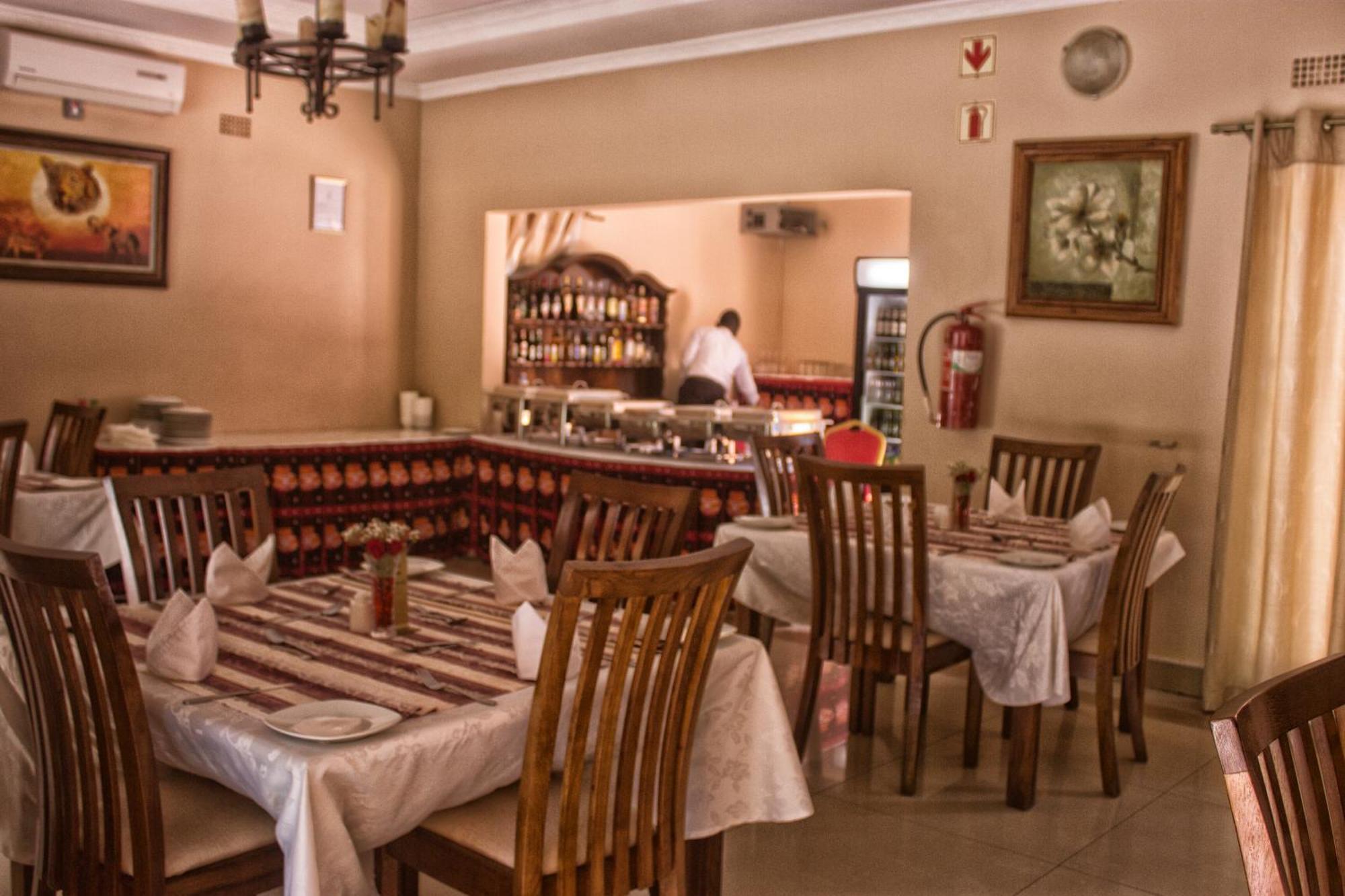 Waterfalls Hotel Lusaka Zewnętrze zdjęcie