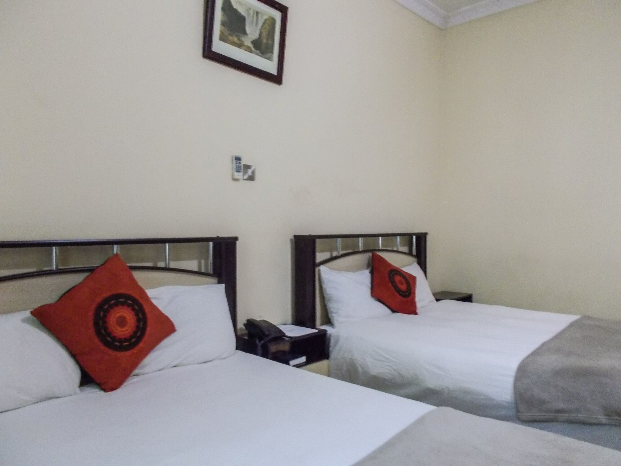 Waterfalls Hotel Lusaka Zewnętrze zdjęcie